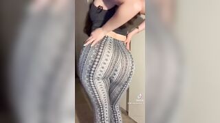 Sexy TikTok Girls: Those pants makes every butt look good #3