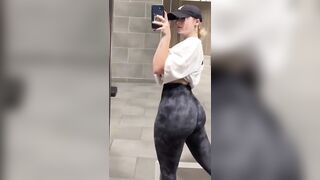 Sexy TikTok Girls: The best kind of gym girls #1