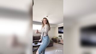 Sexy TikTok Girls: Titty bounce #4