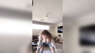 Sexy TikTok Girls: Titty bounce #3