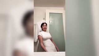 Sexy TikTok Girls: that dress ♥️♥️ #4