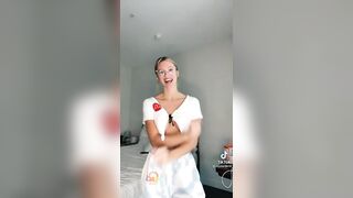 Sexy TikTok Girls: They really do love to see you smile. #3