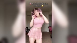 Sexy TikTok Girls: Big natural boobs #1