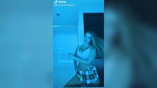 Sexy TikTok Girls: They sit so nicely #3