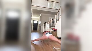 Sexy TikTok Girls: white girl got moves #4
