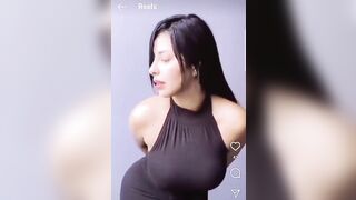 Sexy TikTok Girls: Anyone know the name? #2