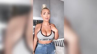 Sexy TikTok Girls: Recyclable #4