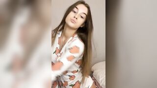 Sexy TikTok Girls: Those hips are incredible #3