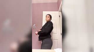 Sexy TikTok Girls: this is gold #2