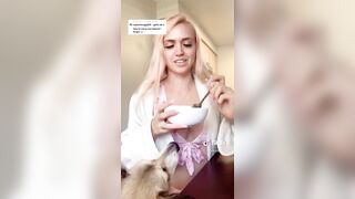 Sexy TikTok Girls: Cereal ♥️♥️ with water ♥️♥️. What a travesty #4