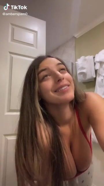 i adore that big tiddies and big booty