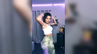 Sexy TikTok Girls: ceo of throwing it back #3