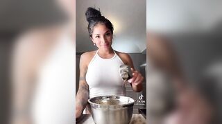 Sexy TikTok Girls: Those Cookies Look Amazing ♥️♥️♥️♥️ #3