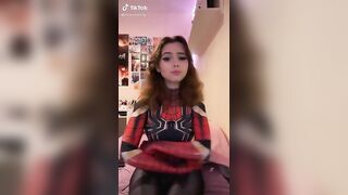 Sexy TikTok Girls: Miaismoody, 18, showing her perky and curvy figure #2