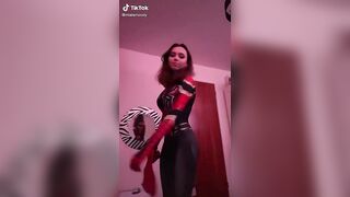 Sexy TikTok Girls: Miaismoody, 18, showing off more curves #3