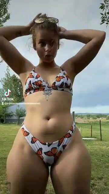 do you want more from her????? so upvote