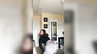 Sexy TikTok Girls: Thicc thot twerking ♥️♥️ #2