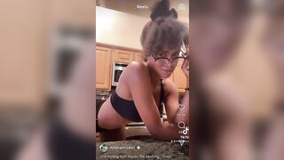 Sexy TikTok Girls: that booty jiggle #3