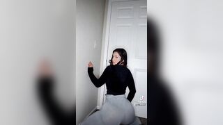 Sexy TikTok Girls: big booty thott #4
