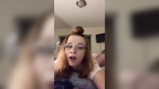 Sexy TikTok Girls: Imagine clapping those cheeks #2