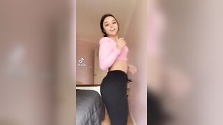 Sexy TikTok Girls: That body shape #3